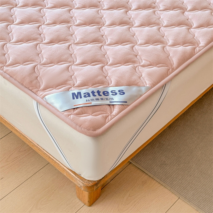 91家纺网 家纺一手货源 找家纺 3C 2025新款全棉水洗棉抗菌夹棉床垫褥子床护垫 波浪格-清新粉