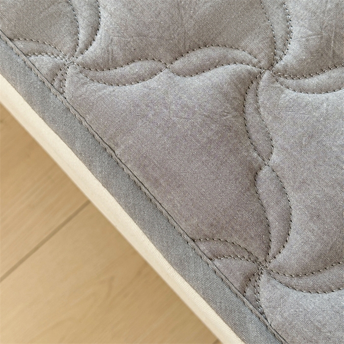 91家纺网 家纺一手货源 找家纺 3C 2025新款全棉水洗棉抗菌夹棉床垫褥子床护垫 波浪格-星空灰