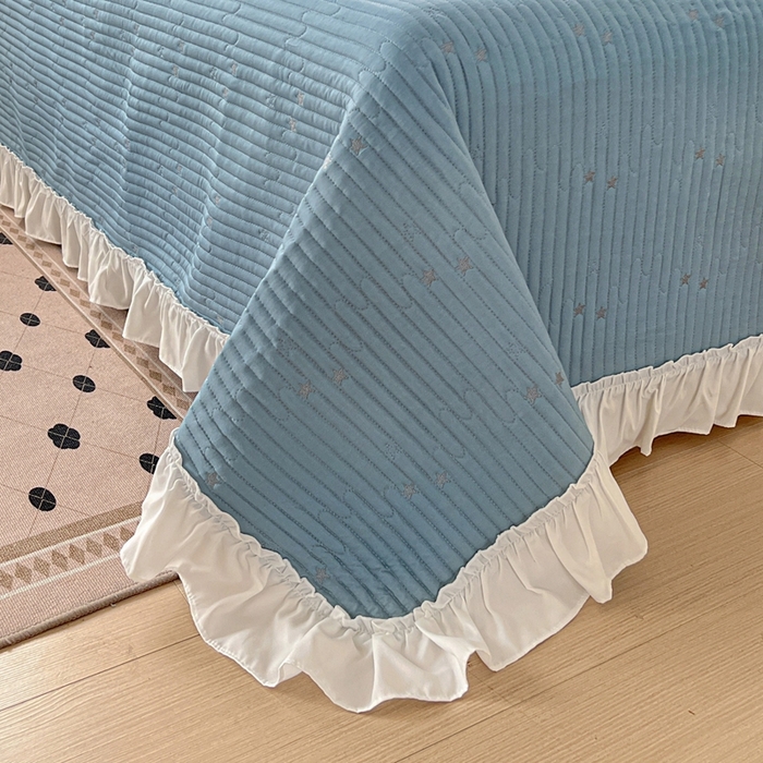 91家纺网 家纺一手货源 找家纺 恒尚居2025花边床盖莫代尔夏季夹棉床单星星刺绣绗缝三件套 夏时光-蓝