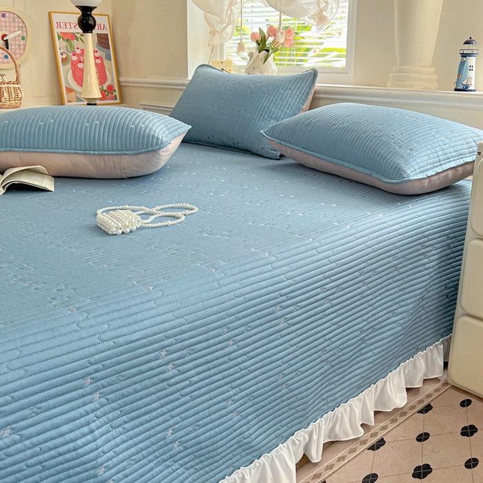 91家纺网 家纺一手货源 找家纺 恒尚居2025花边床盖莫代尔夏季夹棉床单星星刺绣绗缝三件套 夏时光-蓝