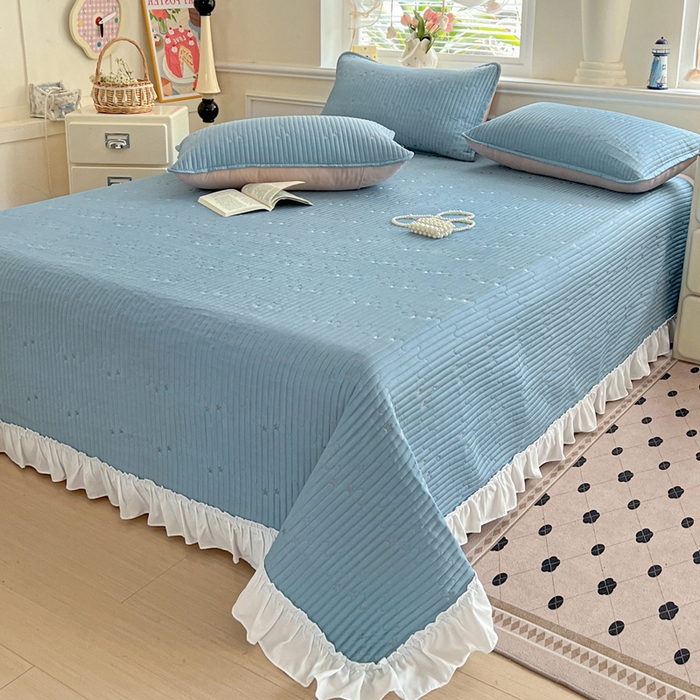 91家纺网 家纺一手货源 找家纺 恒尚居2025花边床盖莫代尔夏季夹棉床单星星刺绣绗缝三件套 夏时光-蓝