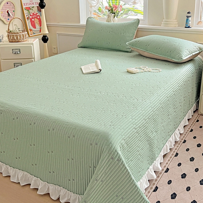 91家纺网 家纺一手货源 找家纺 恒尚居2025花边床盖莫代尔夏季夹棉床单星星刺绣绗缝三件套 夏时光-绿