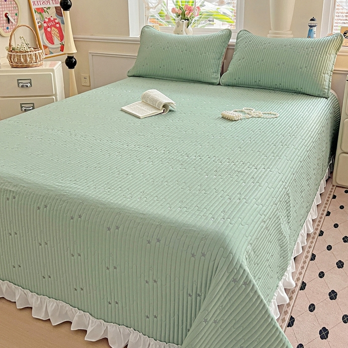 91家纺网 家纺一手货源 找家纺 恒尚居2025花边床盖莫代尔夏季夹棉床单星星刺绣绗缝三件套 夏时光-绿