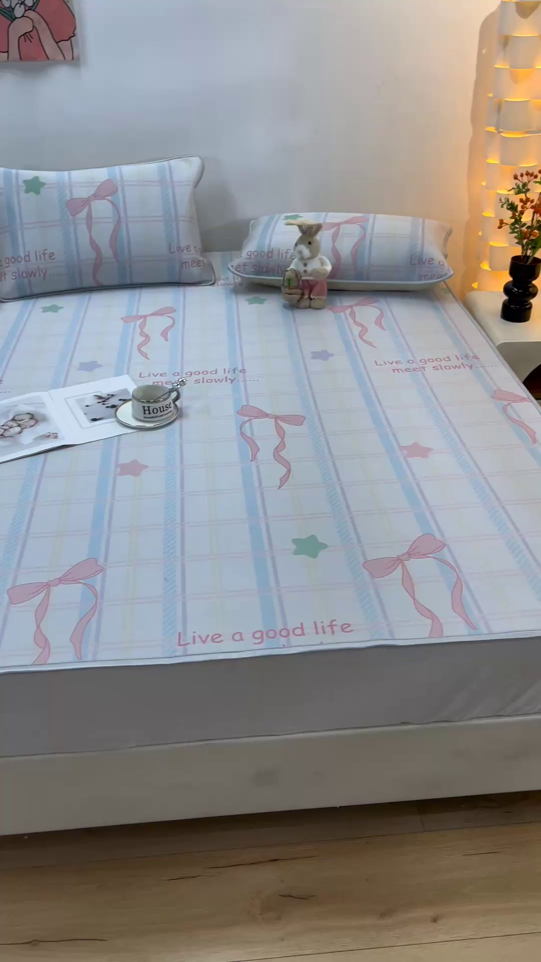 91家纺网 家纺一手货源 找家纺 柏薇 2025新款凉感丝中分子印花复合三明治凉席套件 蝴蝶结