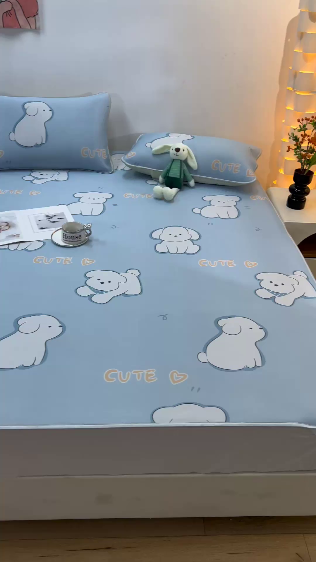 91家纺网 家纺一手货源 找家纺 柏薇 2025新款凉感丝中分子印花复合三明治凉席套件 开心狗狗