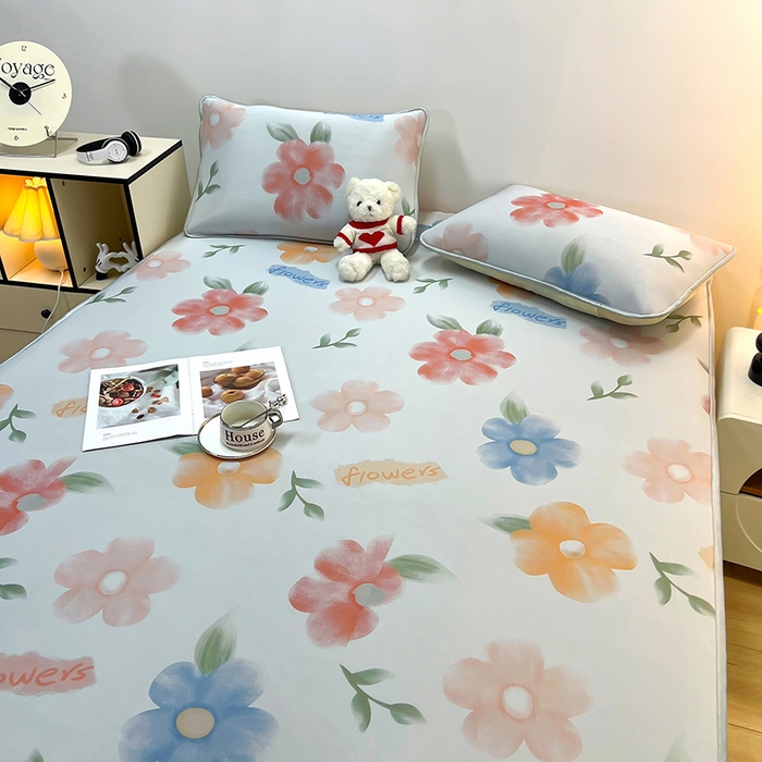 91家纺网 家纺一手货源 找家纺 柏薇 2025新款凉感丝中分子印花复合三明治凉席套件 花之恋黄