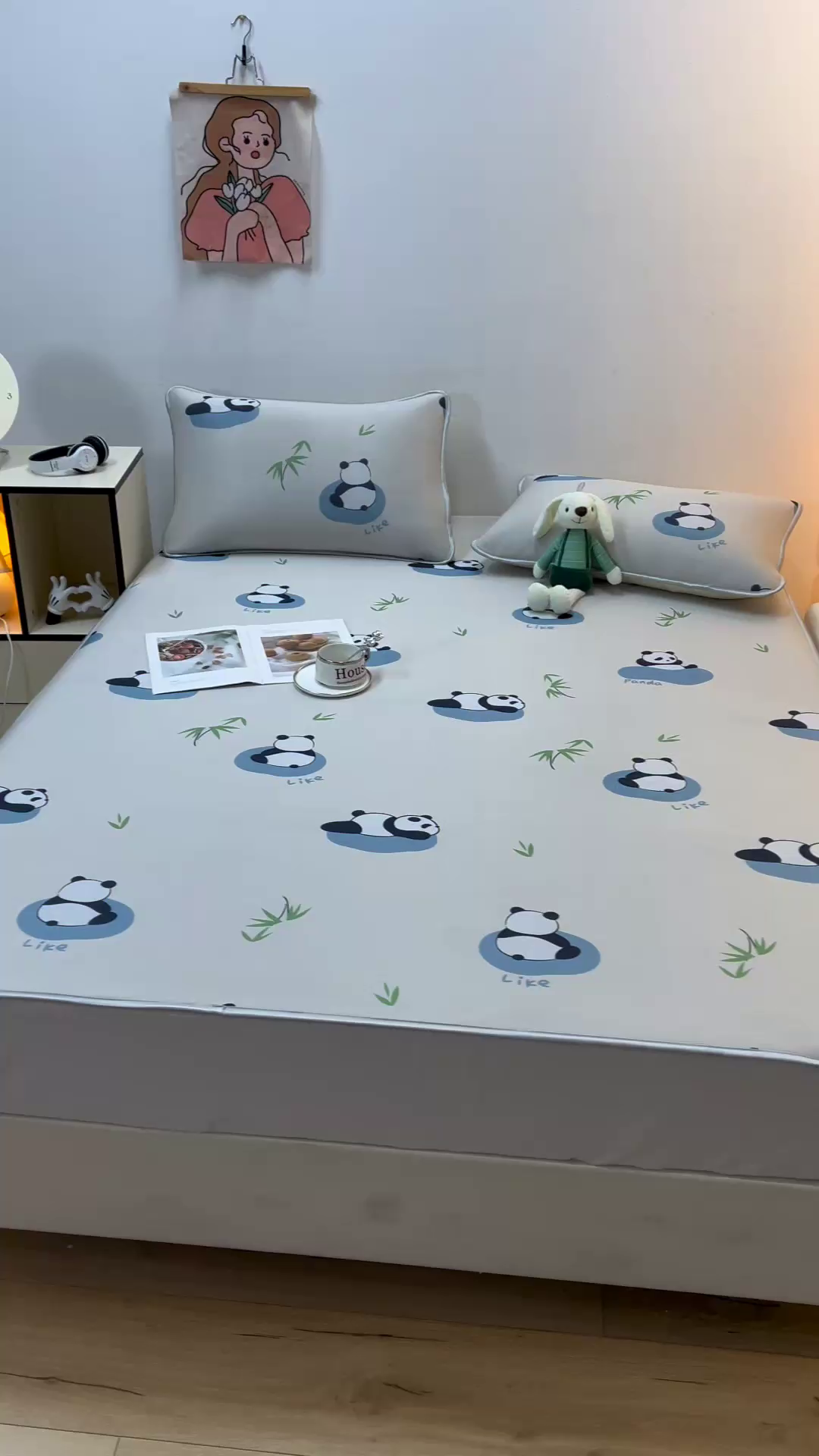 91家纺网 家纺一手货源 找家纺 柏薇 2025新款凉感丝中分子印花复合三明治凉席套件 快乐熊猫