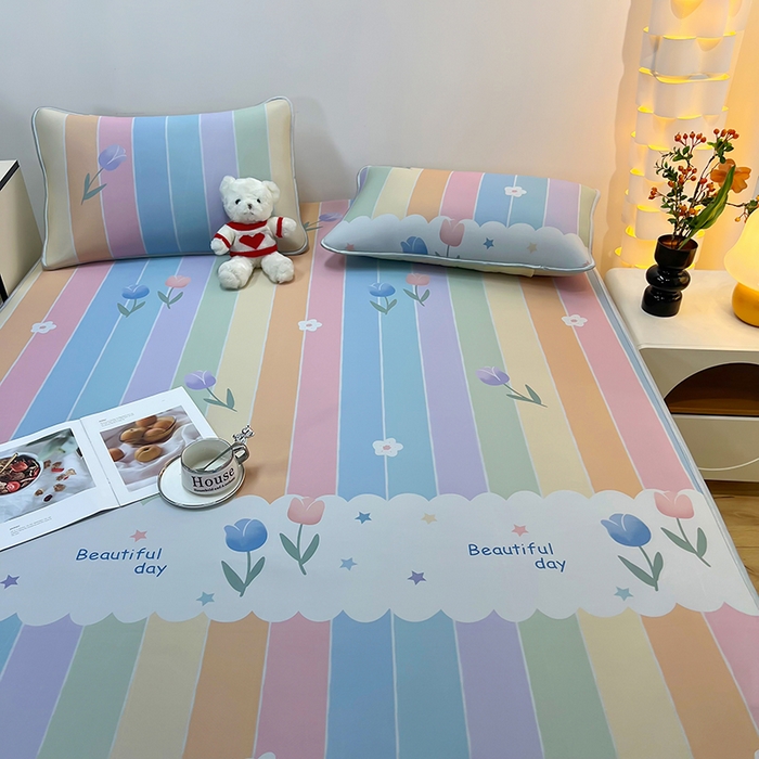 91家纺网 家纺一手货源 找家纺 柏薇 2025新款凉感丝中分子印花复合三明治凉席套件 五彩花朵