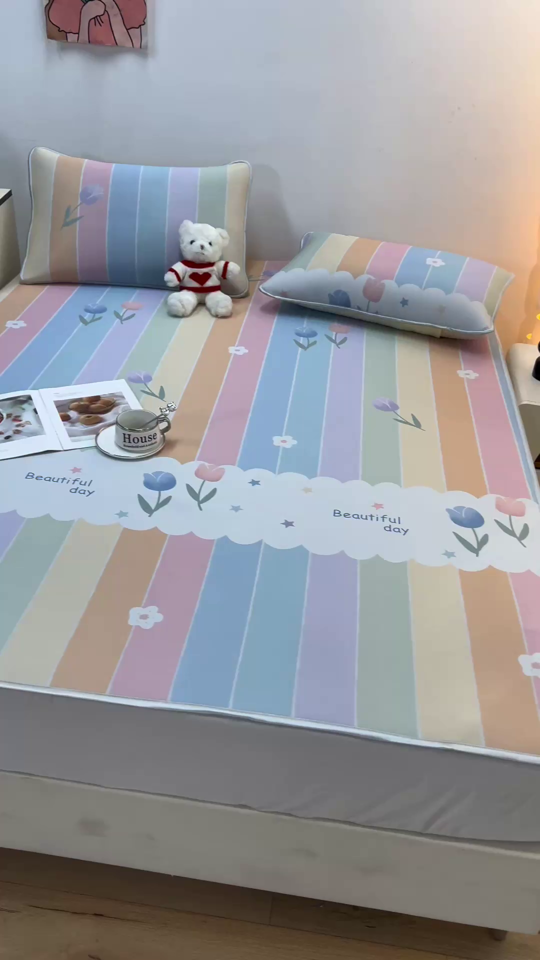 91家纺网 家纺一手货源 找家纺 柏薇 2025新款凉感丝中分子印花复合三明治凉席套件 五彩花朵