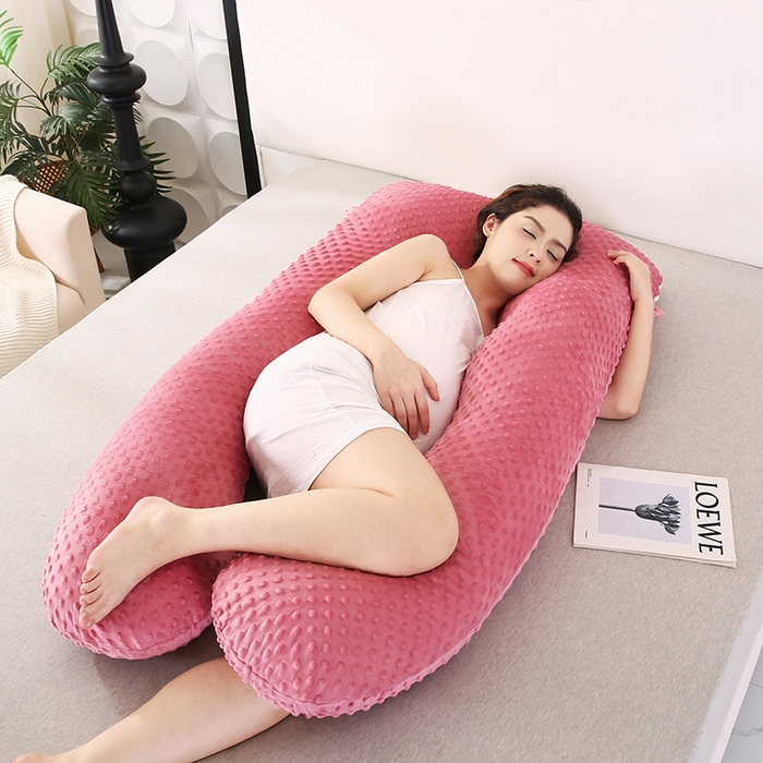 91家纺网 家纺一手货源 找家纺 永光家居 2025新款孕妇枕U型 绒豆豆红靠枕抱枕床头靠枕