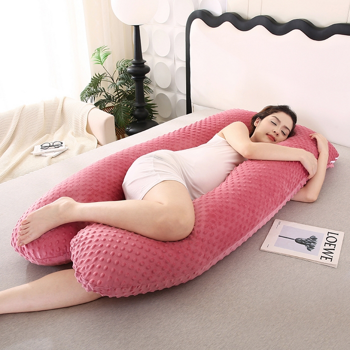 91家纺网 家纺一手货源 找家纺 永光家居 2025新款孕妇枕U型 绒豆豆红靠枕抱枕床头靠枕