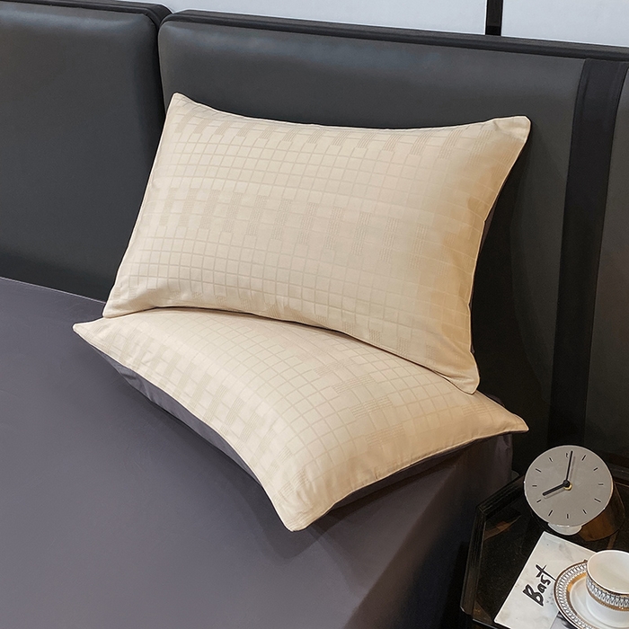 91家纺网 家纺一手货源 找家纺 （总）金鑫汇家纺 2024新款长绒棉提花小方格系列四件套单品系列-单枕套