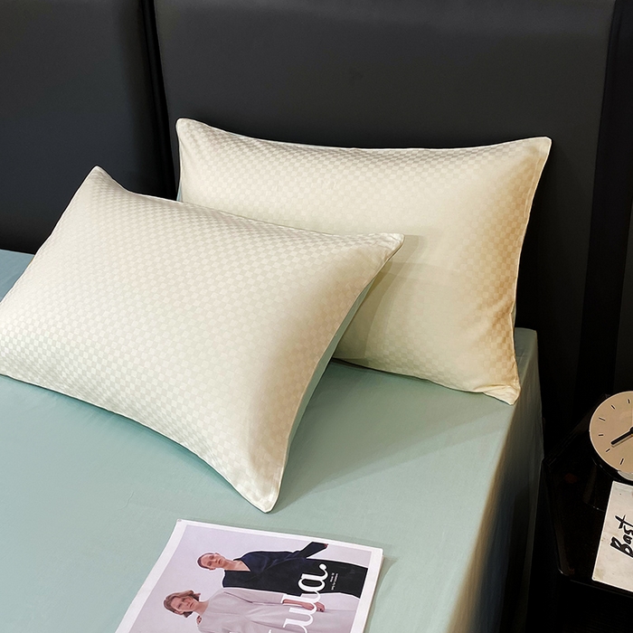 91家纺网 家纺一手货源 找家纺 金鑫汇家纺 2024新款长绒棉提花小方格系列四件套单品系列-单枕套 奶昔白+水绿（新拍）