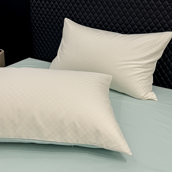 91家纺网 家纺一手货源 找家纺 金鑫汇家纺 2024新款长绒棉提花小方格系列四件套单品系列-单枕套 奶昔白+水绿