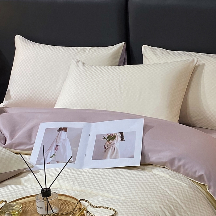 91家纺网 家纺一手货源 找家纺 金鑫汇家纺 2024新款长绒棉提花小方格系列四件套单品系列-单枕套 奶昔白+淡紫（新拍）