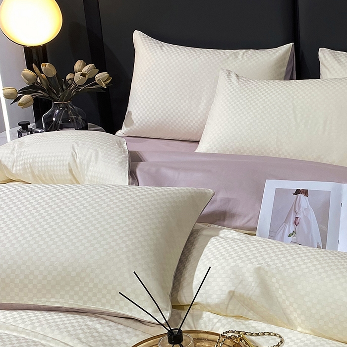 91家纺网 家纺一手货源 找家纺 金鑫汇家纺 2024新款长绒棉提花小方格系列四件套单品系列-单枕套 奶昔白+淡紫（新拍）