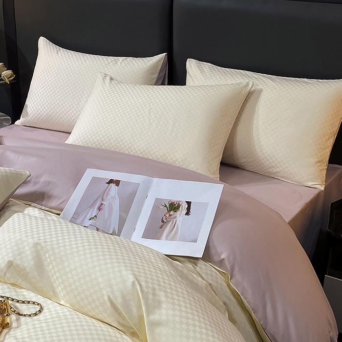 91家纺网 家纺一手货源 找家纺 金鑫汇家纺 2024新款长绒棉提花小方格系列四件套单品系列-单枕套 奶昔白+淡紫（新拍）