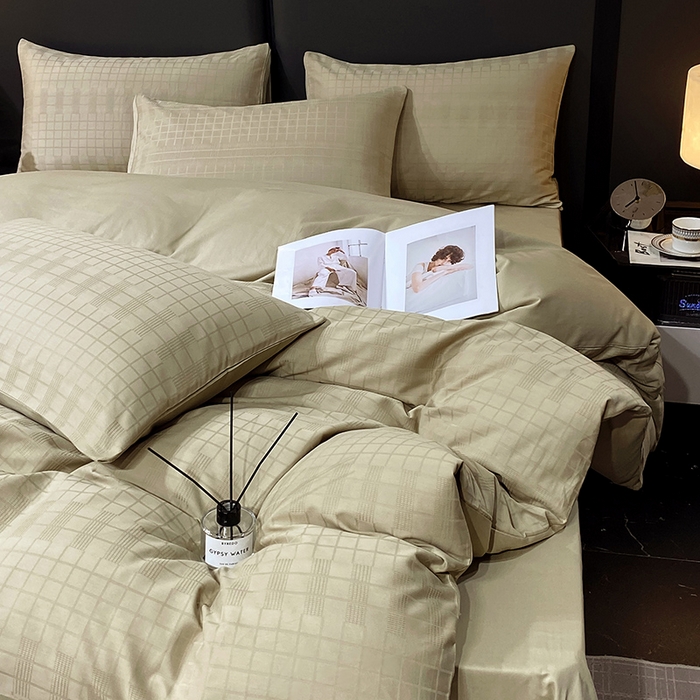 91家纺网 家纺一手货源 找家纺 金鑫汇家纺 2025新款长绒棉提花小方格系列四件套单品系列-四件套 风吹麦浪