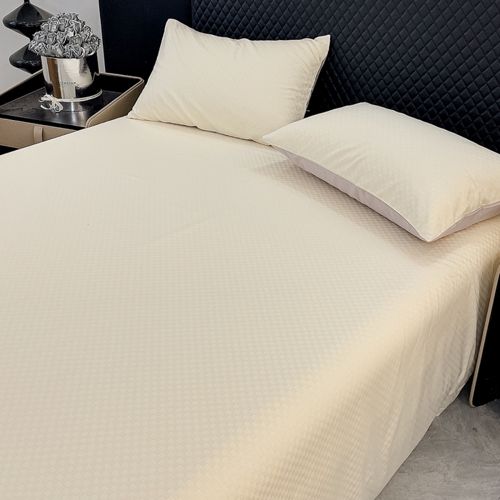 91家纺网 家纺一手货源 找家纺 金鑫汇家纺 2024新款长绒棉提花小方格系列四件套单品系列-单床单 奶昔白+淡紫