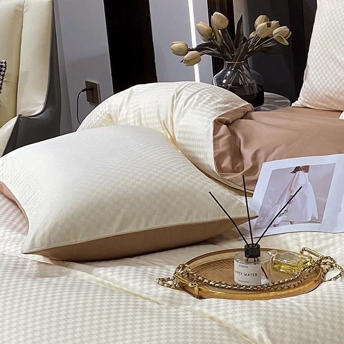 91家纺网 家纺一手货源 找家纺 金鑫汇家纺 2024新款长绒棉提花小方格系列四件套单品系列-单枕套 奶昔白+咖（新拍）