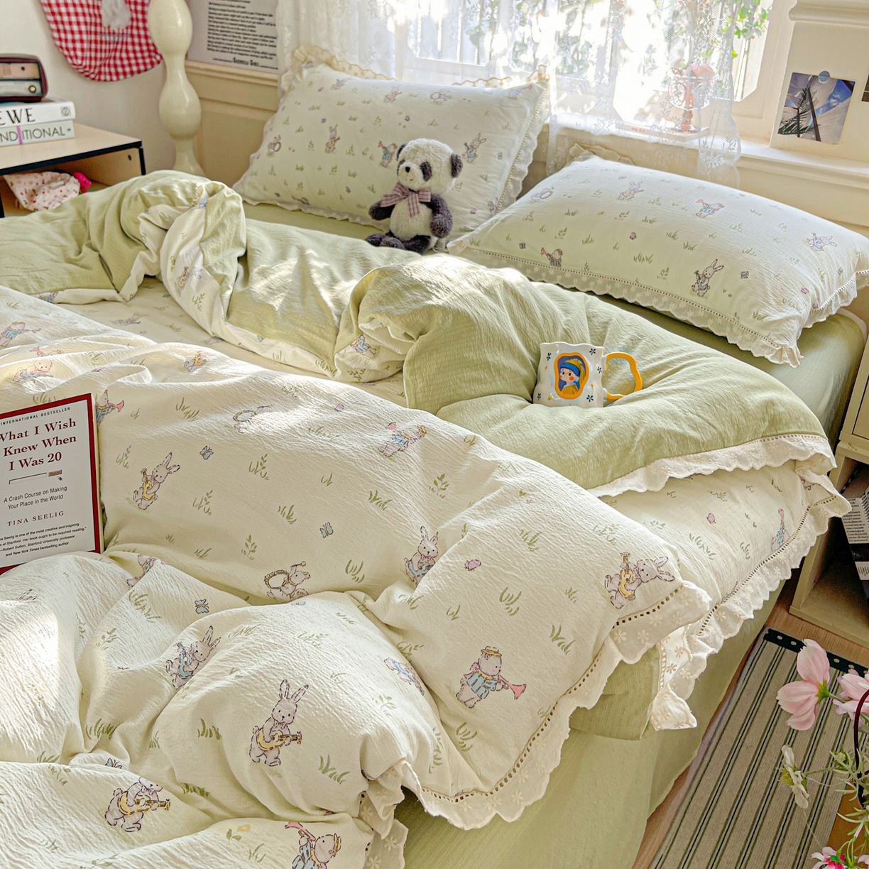 91家纺网 家纺一手货源 找家纺 水木坊 2025新款全棉镂空花边皱皱双层纱四件套专供网销直播 森林与免