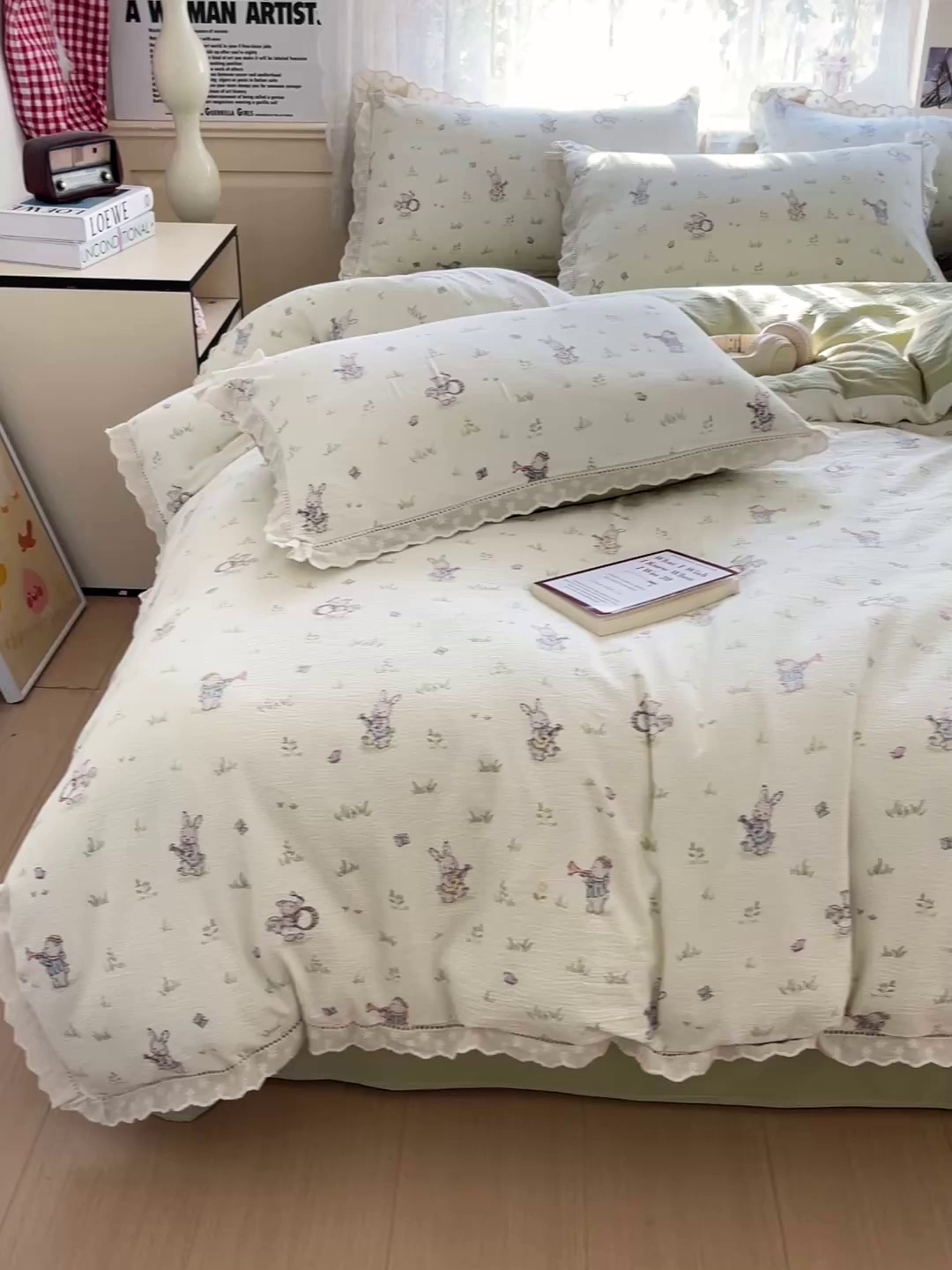 91家纺网 家纺一手货源 找家纺 水木坊 2025新款全棉镂空花边皱皱双层纱四件套专供网销直播 森林与免