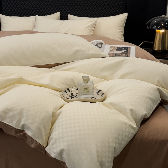 91家纺网 家纺一手货源 找家纺 金鑫汇家纺 2024新款长绒棉提花小方格系列四件套单品系列-单被套 奶昔白+咖