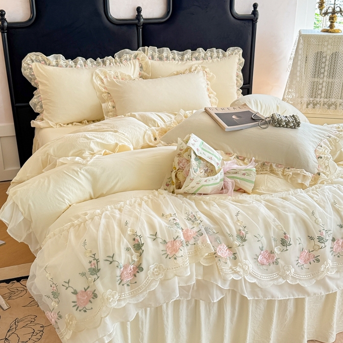 91家纺网 家纺一手货源 找家纺 （总）米可2025新款云朵棉雪纺蕾丝刺绣公主风韩版床裙四件套