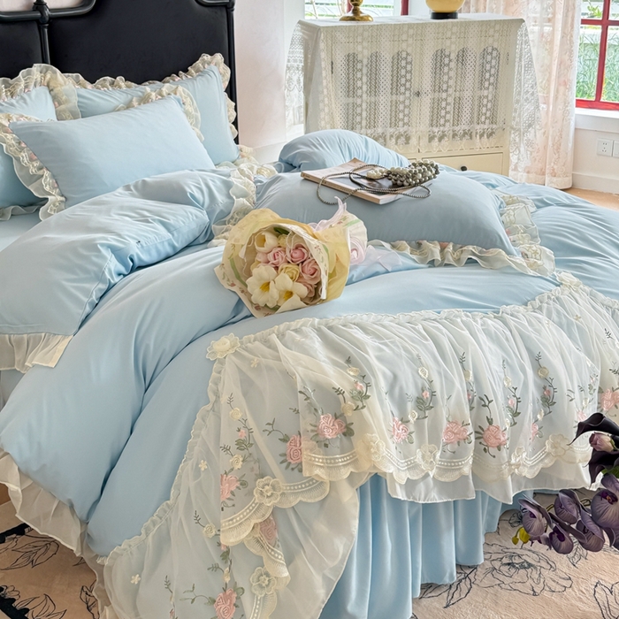 91家纺网 家纺一手货源 找家纺 米可2025新款云朵棉雪纺蕾丝刺绣公主风韩版床裙四件套 艾薇儿~蓝