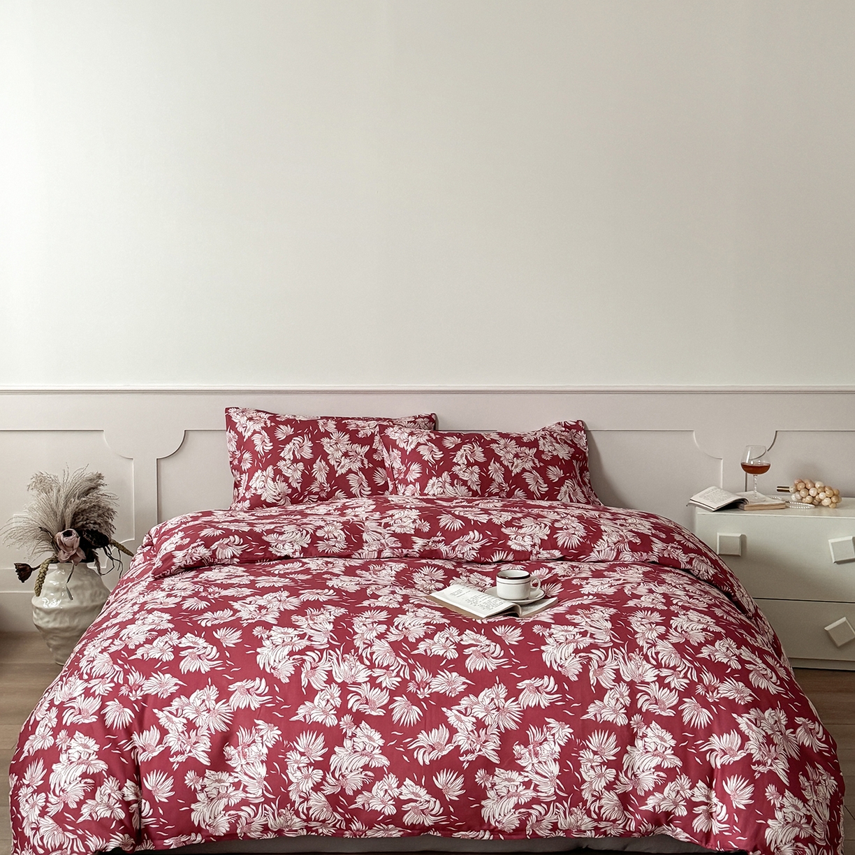 91家纺网 家纺一手货源 找家纺 窝米 2025新品全棉双层纱法式风花卉四件套系列（蔷薇绿 月丹） 红笺花影