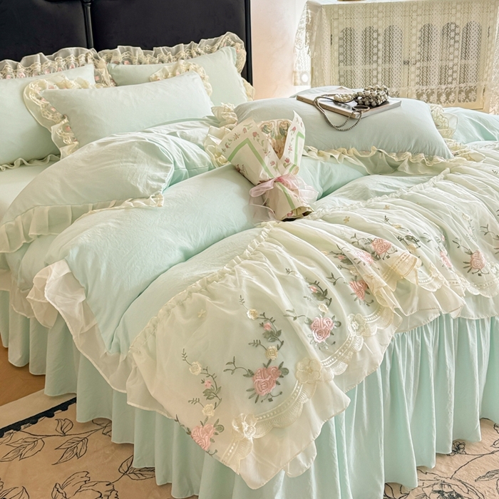 91家纺网 家纺一手货源 找家纺 米可2025新款云朵棉雪纺蕾丝刺绣公主风韩版床裙四件套 艾薇儿~绿