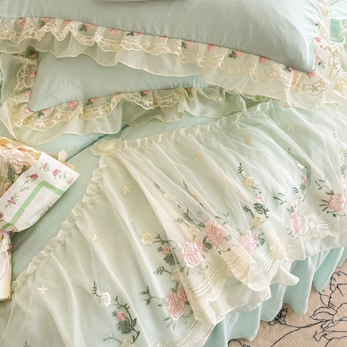91家纺网 家纺一手货源 找家纺 米可2025新款云朵棉雪纺蕾丝刺绣公主风韩版床裙四件套 艾薇儿~绿