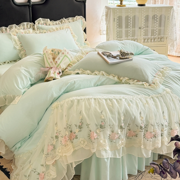 91家纺网 家纺一手货源 找家纺 米可2025新款云朵棉雪纺蕾丝刺绣公主风韩版床裙四件套 艾薇儿~绿