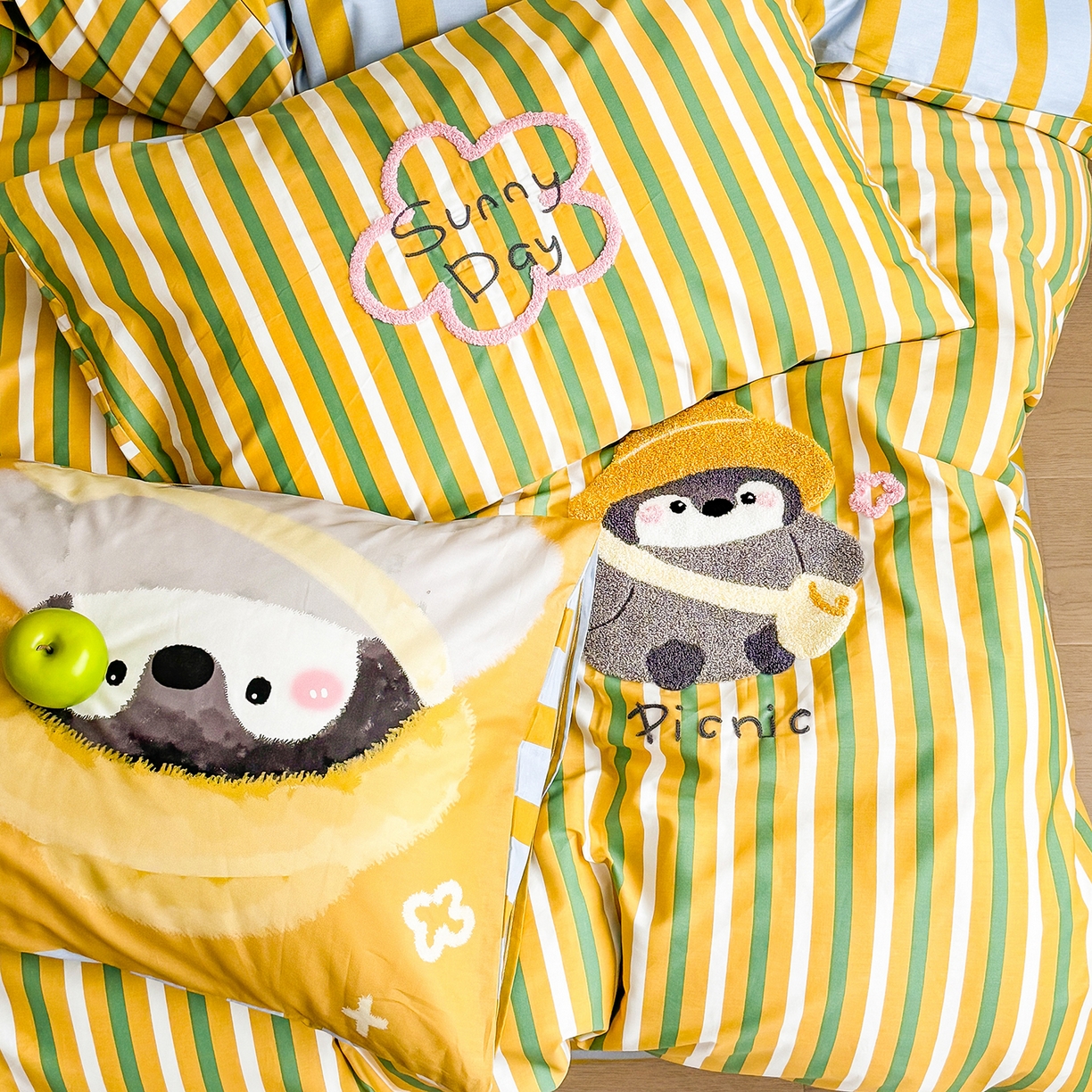 91家纺网 家纺一手货源 找家纺 窝米 2025新品毛巾绣X数码13370全棉卡通系列四件套（水豚 牛角面包） 奥笛哥