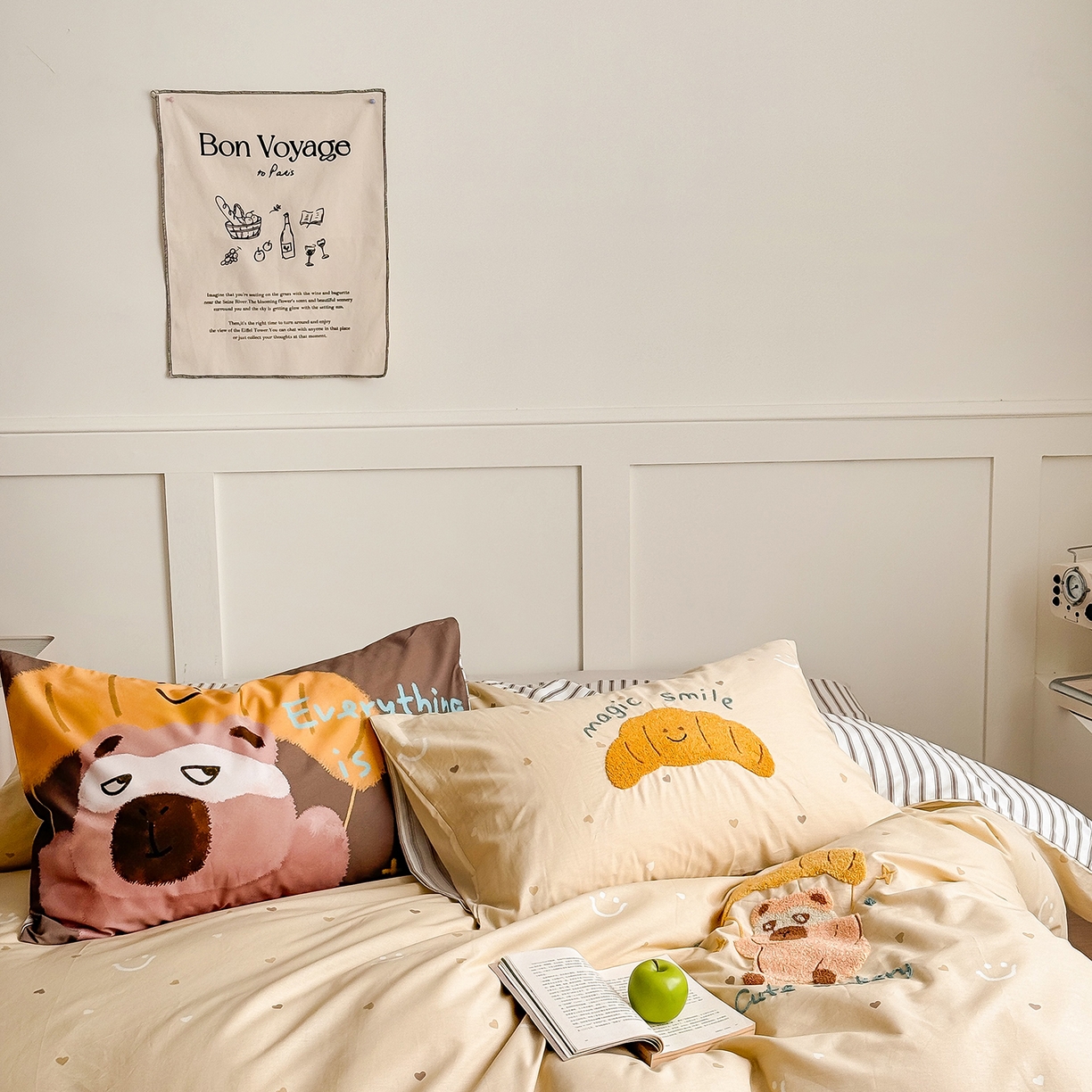 91家纺网 家纺一手货源 找家纺 窝米 2025新品毛巾绣X数码13370全棉卡通系列四件套（水豚 牛角面包） 牛角面包