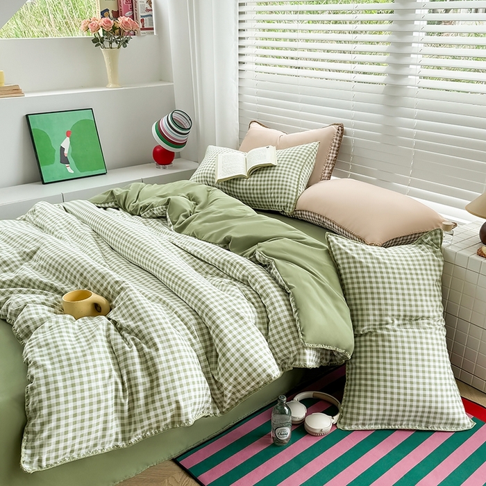 91家纺网 家纺一手货源 找家纺 十一家居 2025春夏新款ins风A类亲肤水洗棉贝壳绣格子四件套——暮光系列 草绿小格