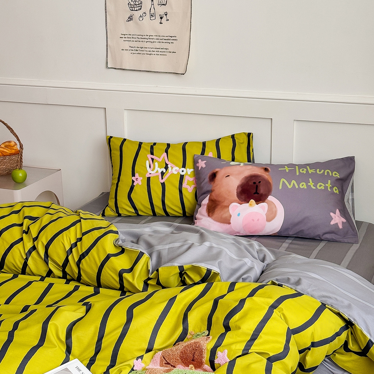 91家纺网 家纺一手货源 找家纺 窝米 2025新品毛巾绣X数码13370全棉卡通系列四件套（水豚 牛角面包） 水豚