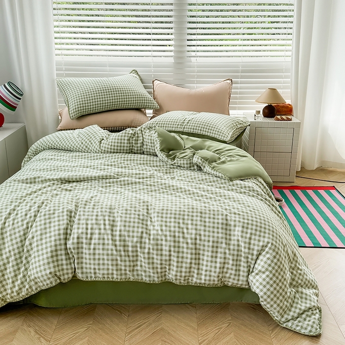 91家纺网 家纺一手货源 找家纺 十一家居 2025春夏新款ins风A类亲肤水洗棉贝壳绣格子四件套——暮光系列 草绿小格