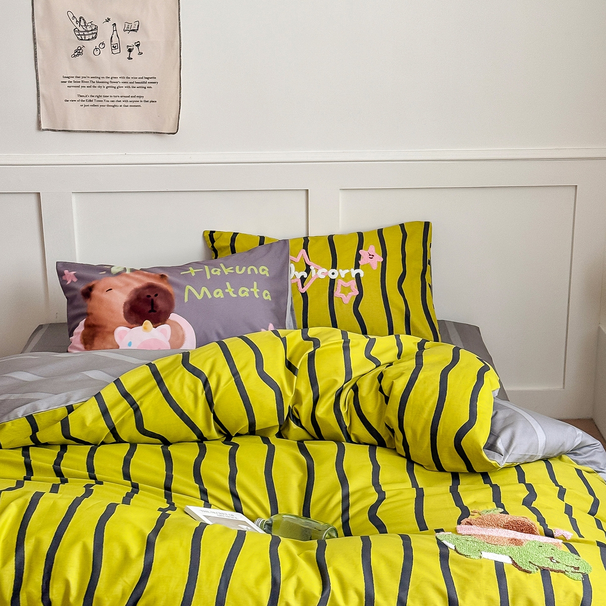 91家纺网 家纺一手货源 找家纺 窝米 2025新品毛巾绣X数码13370全棉卡通系列四件套（水豚 牛角面包） 水豚