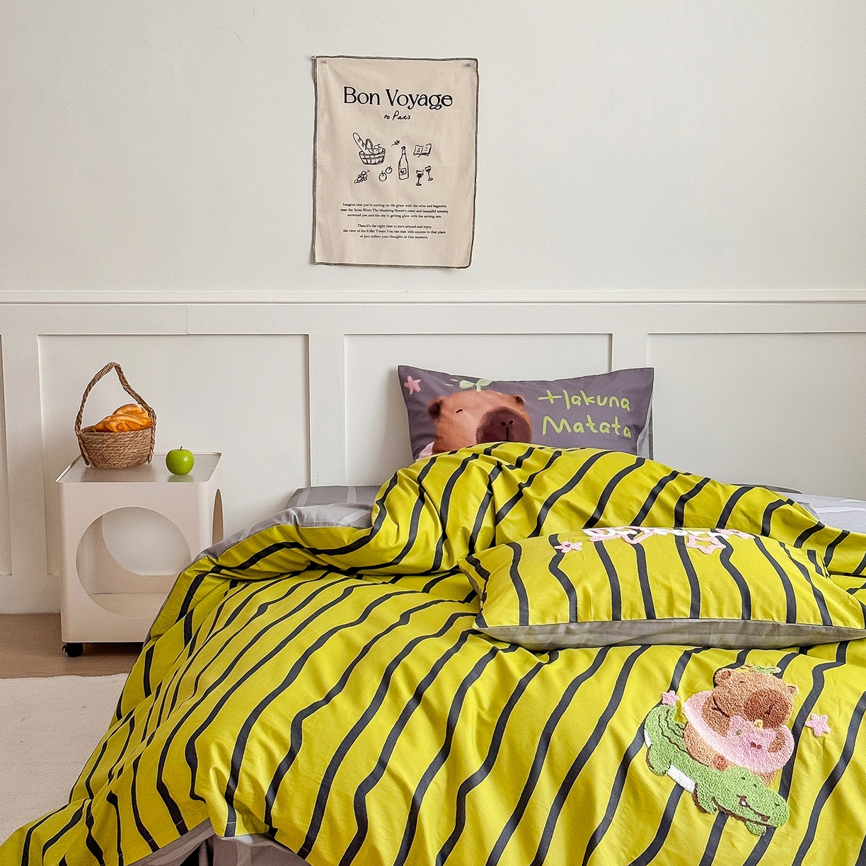 91家纺网 家纺一手货源 找家纺 窝米 2025新品毛巾绣X数码13370全棉卡通系列四件套（水豚 牛角面包） 水豚