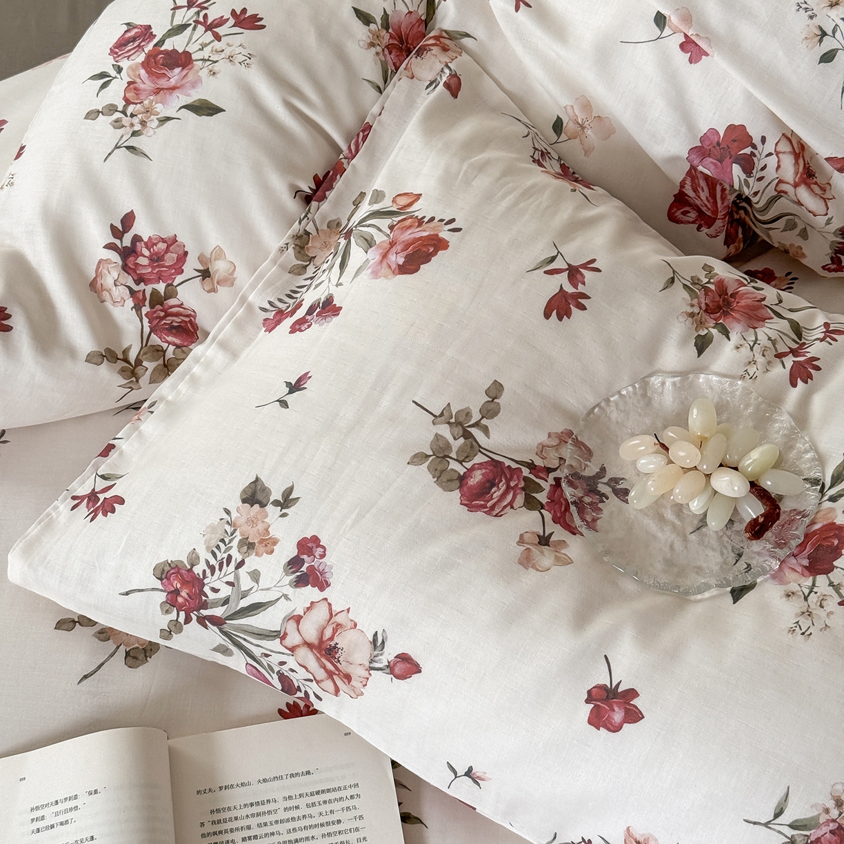 91家纺网 家纺一手货源 找家纺 窝米 2025新品全棉双层纱法式风花卉四件套系列（蔷薇绿 月丹） 墨瑜