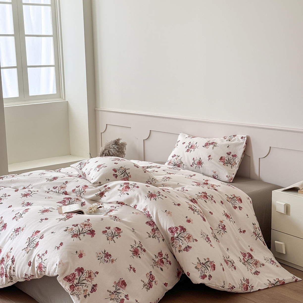 91家纺网 家纺一手货源 找家纺 窝米 2025新品全棉双层纱法式风花卉四件套系列（蔷薇绿 月丹） 墨瑜