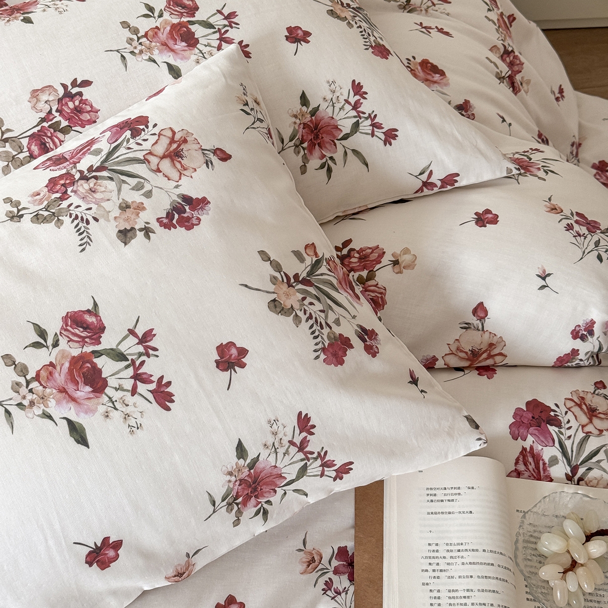 91家纺网 家纺一手货源 找家纺 窝米 2025新品全棉双层纱法式风花卉四件套系列（蔷薇绿 月丹） 墨瑜