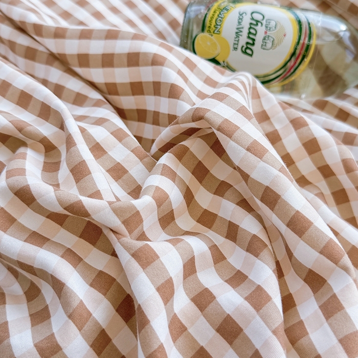 91家纺网 家纺一手货源 找家纺 十一家居 2025春夏新款ins风A类亲肤水洗棉贝壳绣格子四件套——暮光系列 蜜粉小格