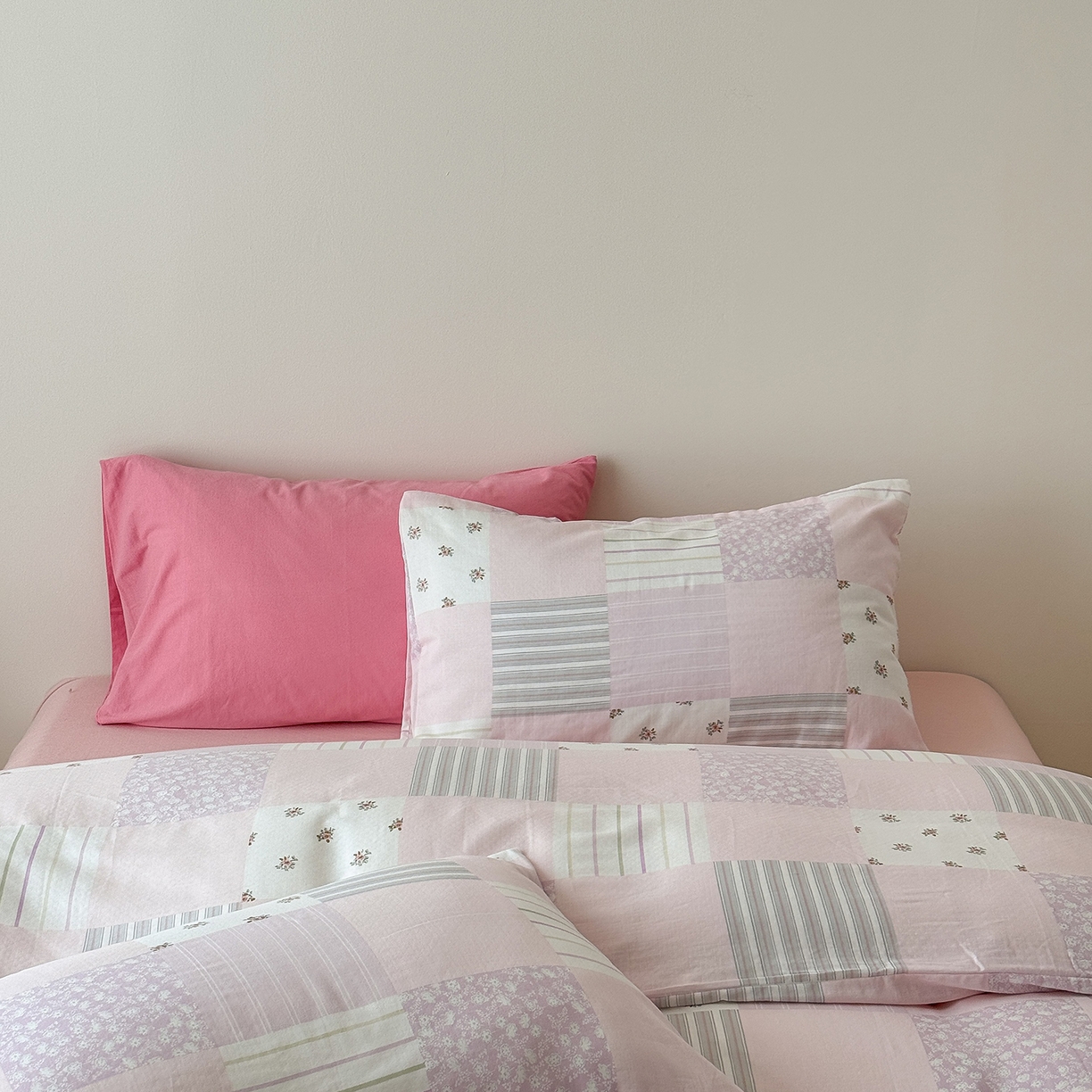 91家纺网 家纺一手货源 找家纺 窝米 2025新品全棉双层纱法式风花卉四件套系列（蔷薇绿 月丹） 少女心事