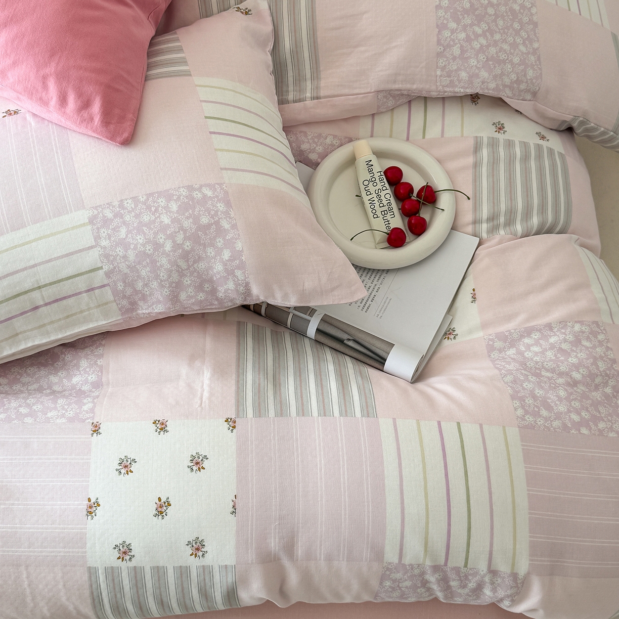 91家纺网 家纺一手货源 找家纺 窝米 2025新品全棉双层纱法式风花卉四件套系列（蔷薇绿 月丹） 少女心事