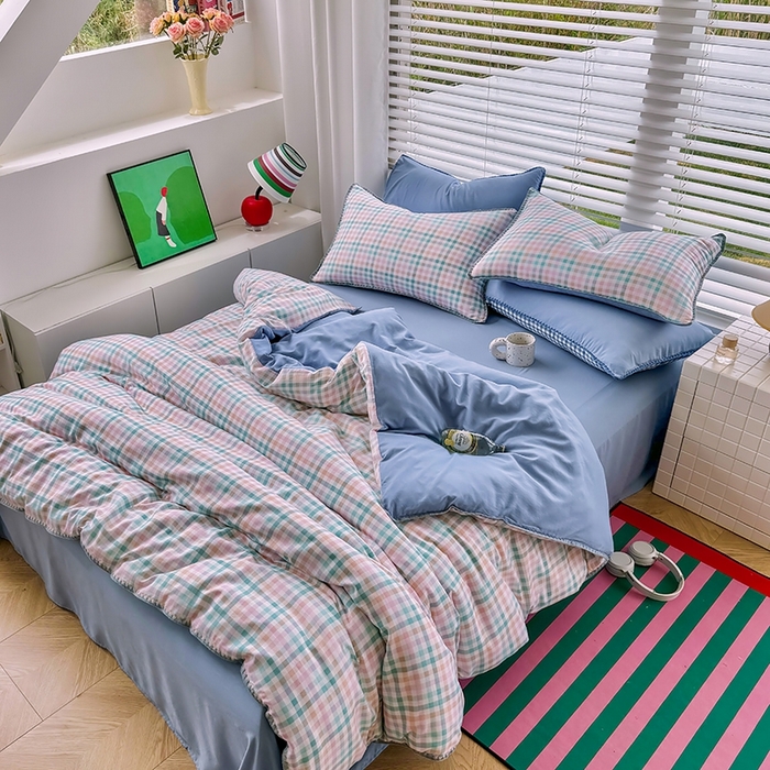 91家纺网 家纺一手货源 找家纺 十一家居 2025春夏新款ins风A类亲肤水洗棉贝壳绣格子四件套——暮光系列 奶油小格