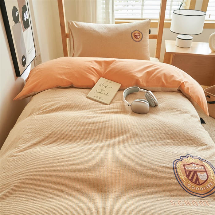 91家纺网 家纺一手货源 找家纺 恬思语2025新款全棉色织贴布绣花学生三件套