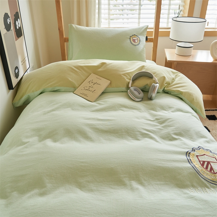 91家纺网 家纺一手货源 找家纺 恬思语2025新款全棉色织贴布绣花学生三件套