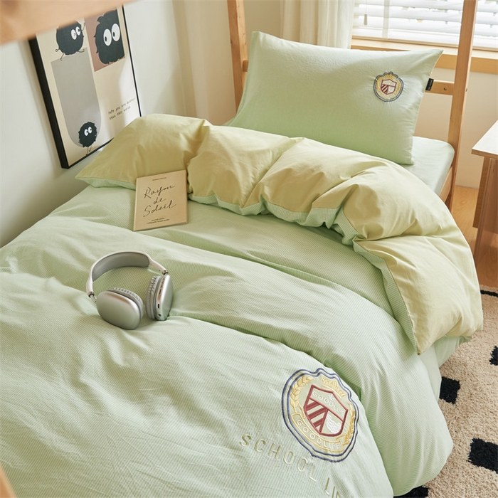 91家纺网 家纺一手货源 找家纺 恬思语2025新款全棉色织贴布绣花学生三件套